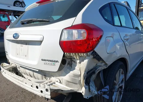 2013 Subaru Impreza 2.0I Premium z USA, uszkodzony, nr VIN JF1GPAC63DH204594